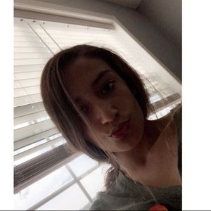 Meet your Posher, Natalia